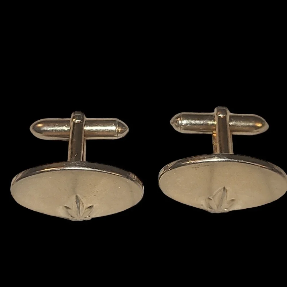 Vintage Swank Gold Tone Oval Disc With Leaf‎ Classic Men's Cufflinks